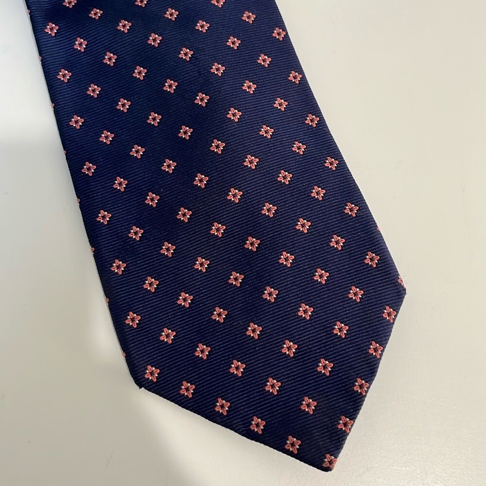 Brooks Brothers Pure Silk Navy Pink Print Silk Tie Stain‎ Resistant Floral Italy - Picture 2 of 5